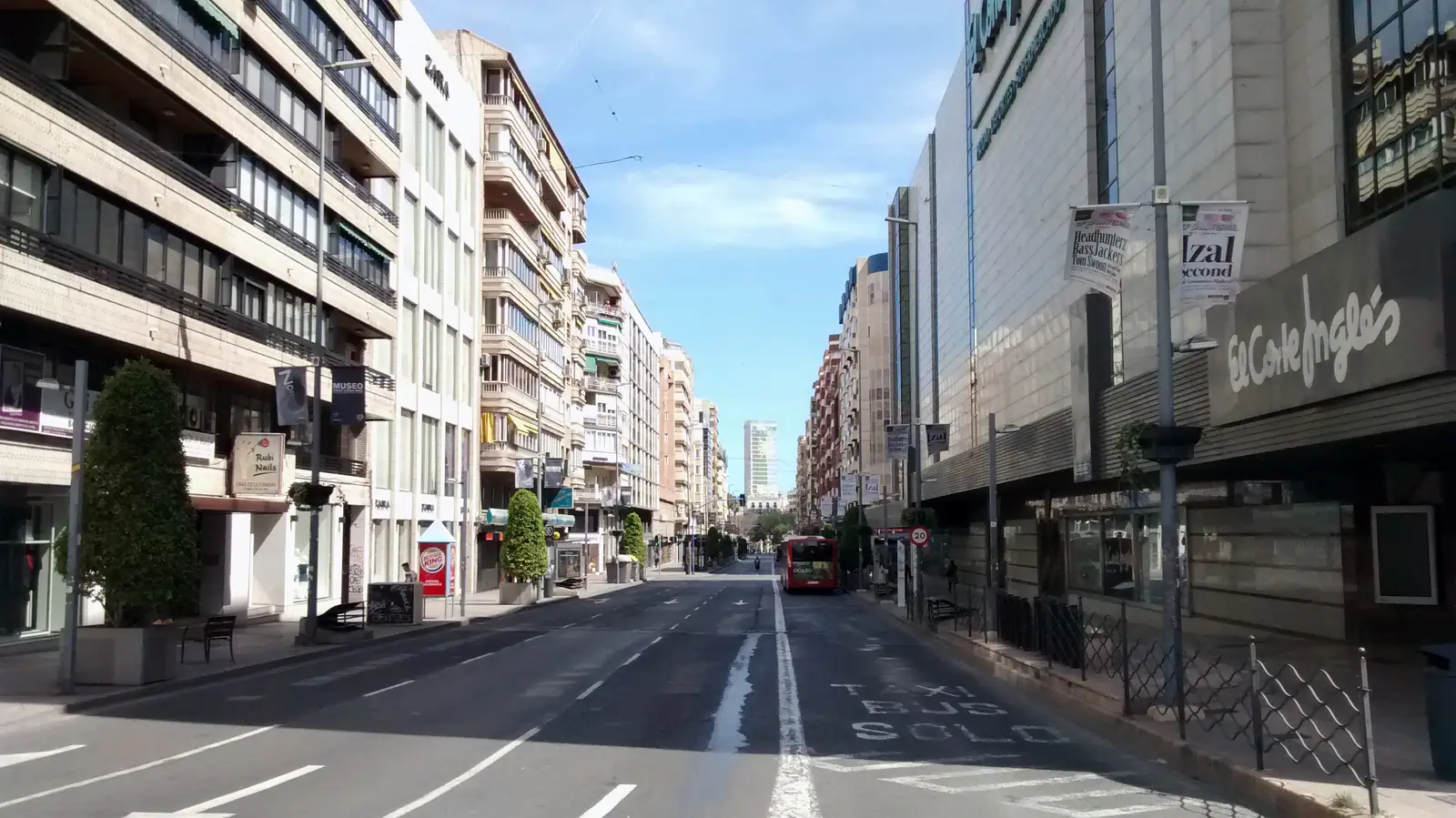 Avenida de Maisonnave i centrala Alicante