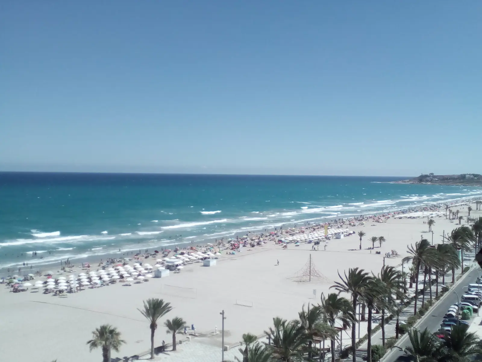 Playa de San Juan i Alicante, ett område med gott om semesterboende